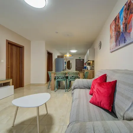 Lägenhet Cosy 3br With Private Terrace In By 360 Estates