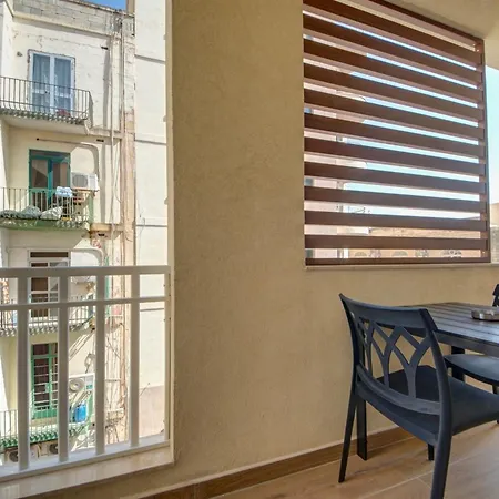Cosy 3br With Private Terrace In By 360 Estates * Sliema