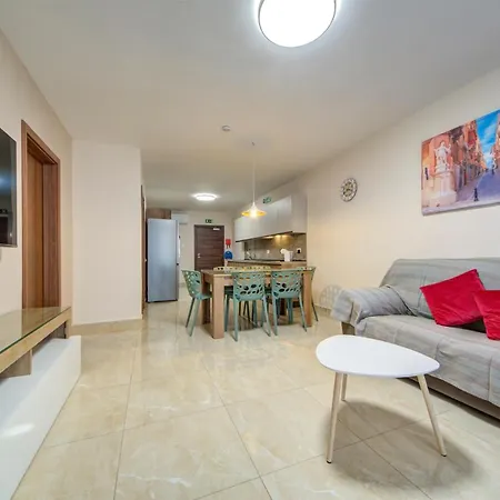 Apartament Cosy 3br With Private Terrace In By 360 Estates