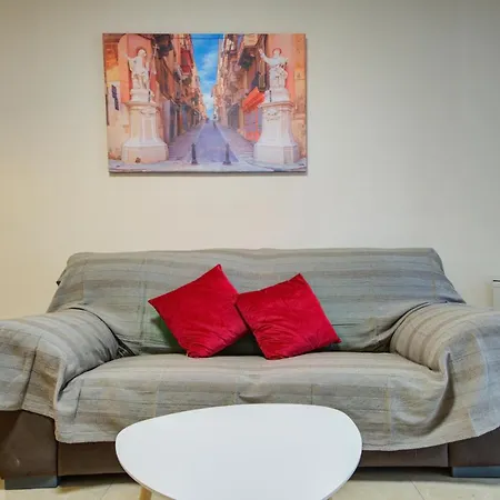 Apartament Cosy 3br With Private Terrace In By 360 Estates